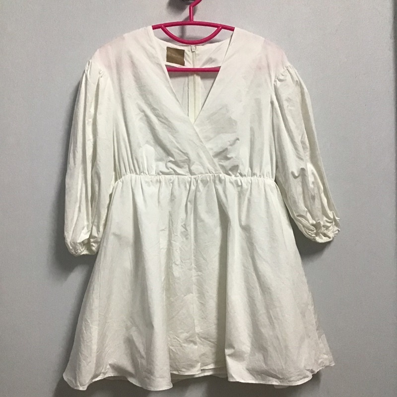 lookbooklookbook ferry สีขาว