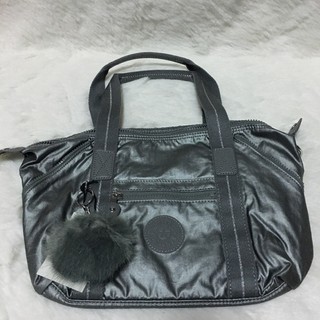 กระเป๋า Kipling ของแท้ สี silver metallic