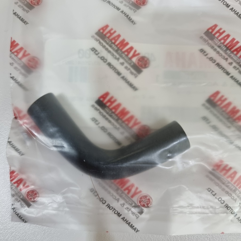 ท่อน้ำมันเข้าก๊อกน้ำมัน ท่อเบนซิน FINO คาร์บู ,MIO คาร์บู ไฟหน้าบังลม แท้ YAMAHA  UK