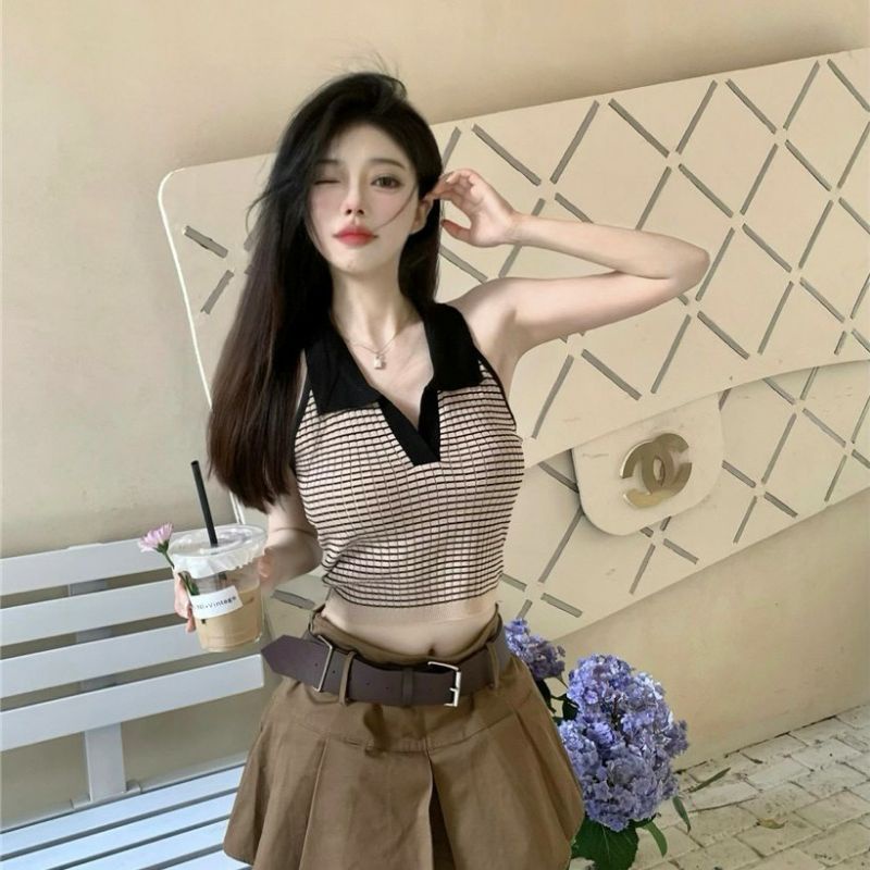 Vogue🌟พร้อมส่ง🌟  เสื้อครอปคล้องคอไหมพรม คอปก ดีเทลลายทางน่ารักมาก (0236) -C - รูปที่ 3