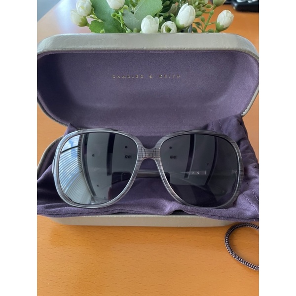 แว่นตากันแดด Charles & Keith แท้100%