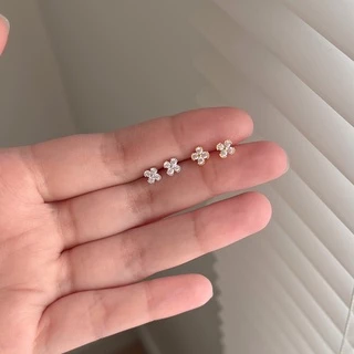 A.piece ต่างหูเงินแท้ [all silver 925] Blossom stud earrings