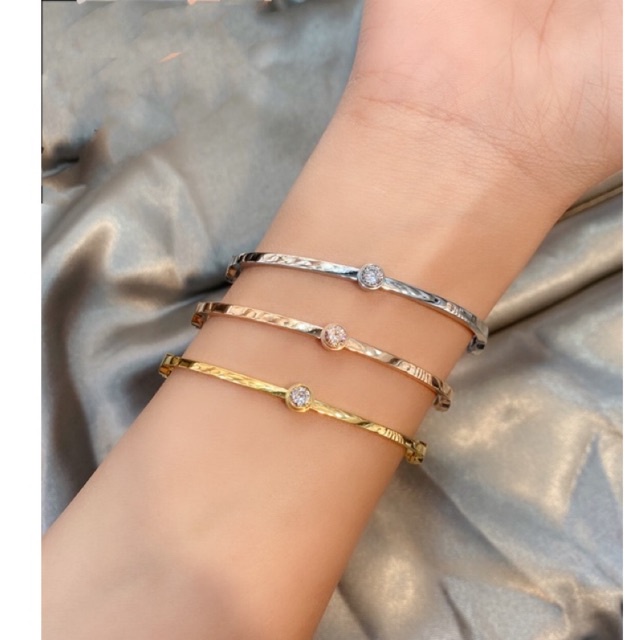 พร้อมส่ง กำไลบาง แฟชั่นงานเพชร สแตนเลสแท้ ไม่ลอกไม่ดำ