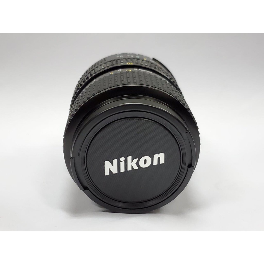 NIKON 35-70 mm. เลนส์กล้องถ่ายรูปแบบแมนนวล ขนาด 35-70 มม. ใช้กับกล้อง นิคอน เอฟเอ็ม / เอฟเอ็ม 2 / เอฟเอ็ม 10