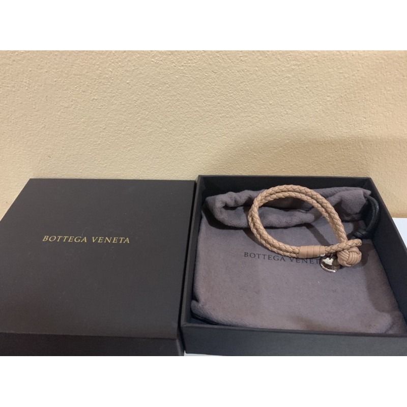 สร้อยข้อมือหนัง Bottega Veneta แท้