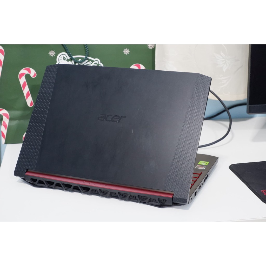 Notebook Acer Nitro 5 Ryzen 7 GTX 1650 4GB