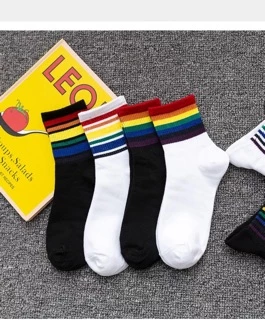 ถุงเท้าแฟชั่น 🌈ลายสายรุ้ง 🌈ฟรีไซส ถุงเท้าข้อกลาง ลายทางสีสันสด Rainbow socks NO.17