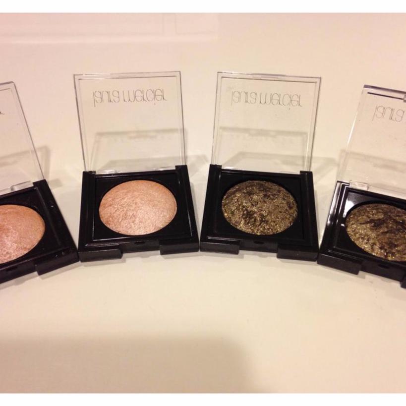 Baked eye colour >> Colour "Ballet Pink" & "Black Karat"