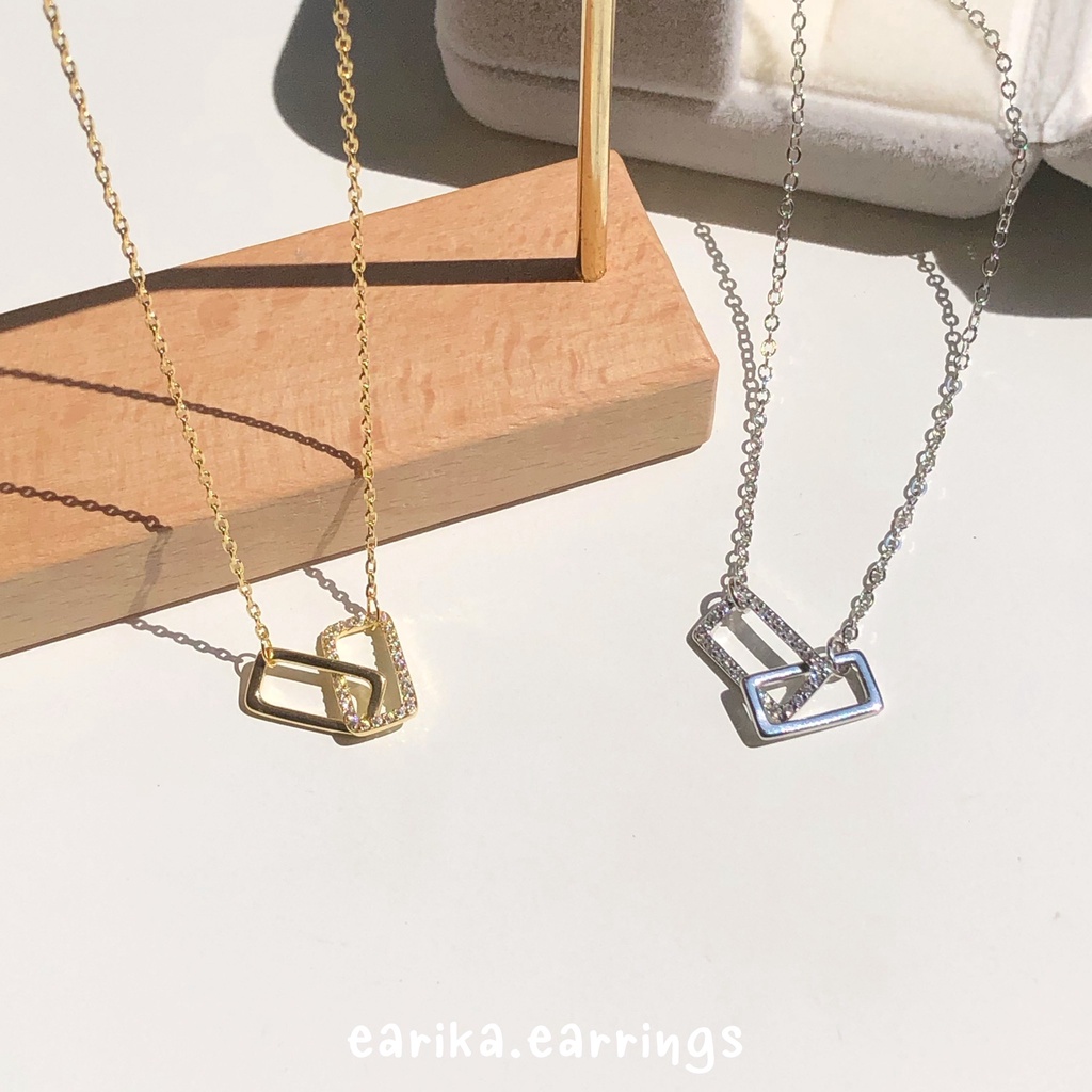 earika.earrings - double rectangle necklace สร้อยคอจี้สี่เหลี่ยมคล้องเชุบทองคำขาว/ทอง ปรับขนาดได้ (มีให้เลือกสองสี)
