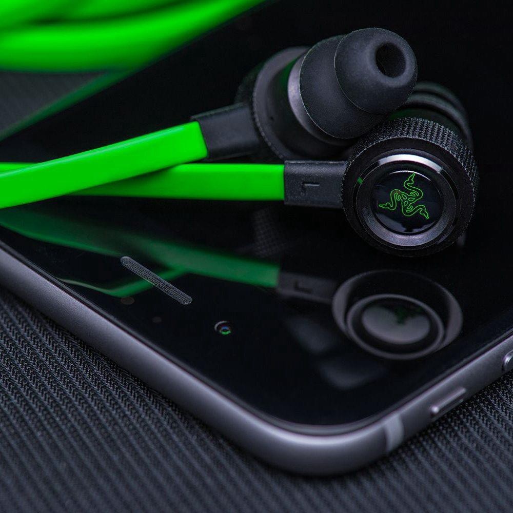Razer Hammerhead Pro V2 Earphone 3.5mm Wired In Ear Gaming Headset With Mic (หูฟังเกมมิ่ง พร้อมกล่อง)