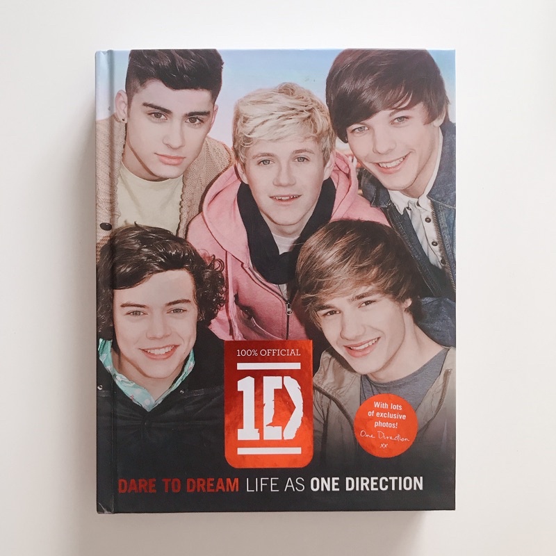 หนังสือภาษาอังกฤษ”One Direction. Dare to Dream. Life as One Direction”