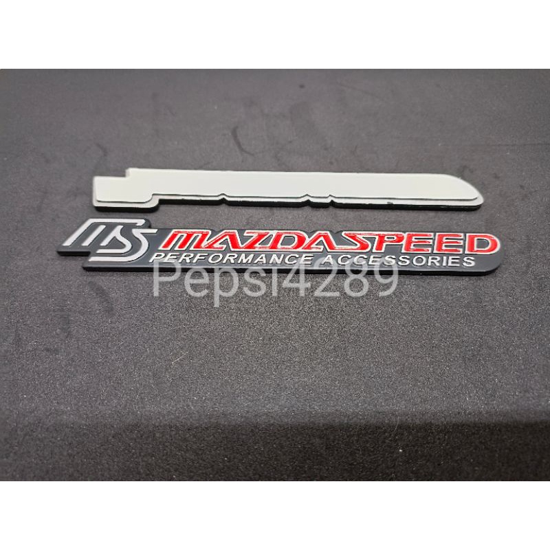 โลโก้คำว่า mazda speed 3D