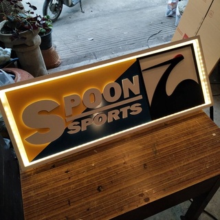 ป้ายไฟ Spoon ตกแต่งการาจ โรงรถ