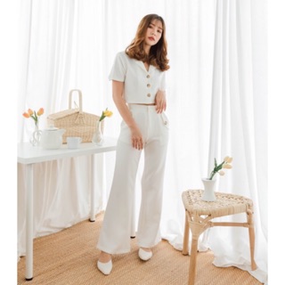 LAMUNE.STUDIO #chana set top+pants (white)☁️