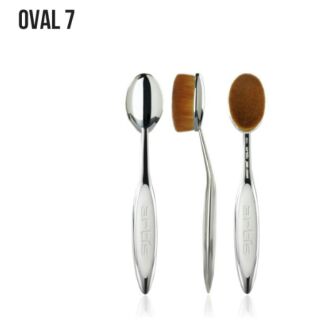 -- พร้อมส่ง -- แปรง Artis Elite Brush # Oval 7