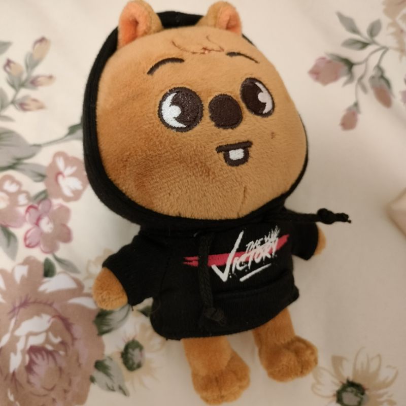 Mini Plushie Han Qukka Skzoo Stray Kids [หนังสือ]