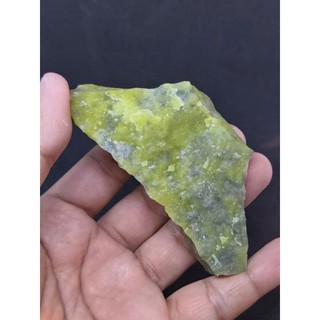 🍀 กรีนโอปอล ดิบ (Green Opal)🌿 114 กรัม🌿 95×40×30 มม🔖 ราคา 350 บาท⛏