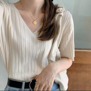เสื้อไหมพรม คอวี ผ้านิ่มใส่สบาย