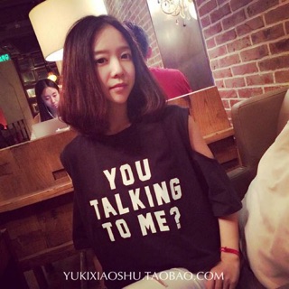 TJเสื้อแฟชั่น คอกลม แขนสั้นเปิดไหล่ ลาย YOU TALKING ดำ รหัสสินค้า ST6003 ดำ