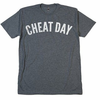 เสื้อยืด พิมพ์ลาย CHEAT DAY Brunch Wine Cheatday Pizza Gym Diet สําหรับผู้ชายS-5XL