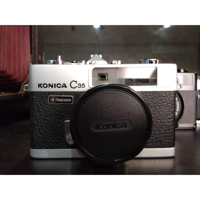 Konica c35 flashmatic