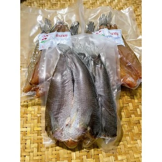 ปลาช่อนแดดเดียวคัดไซด์ 3-4 ตัว (500กรัม) ไม่ใส่สี ไม่ใส่สารกัดบูด