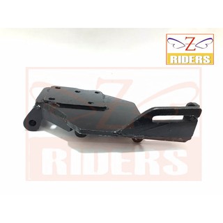 ขาคอมแอร์ Isuzu Rocky 195-200 แบบพาว+หูไดชาร์จ 508 (00421)