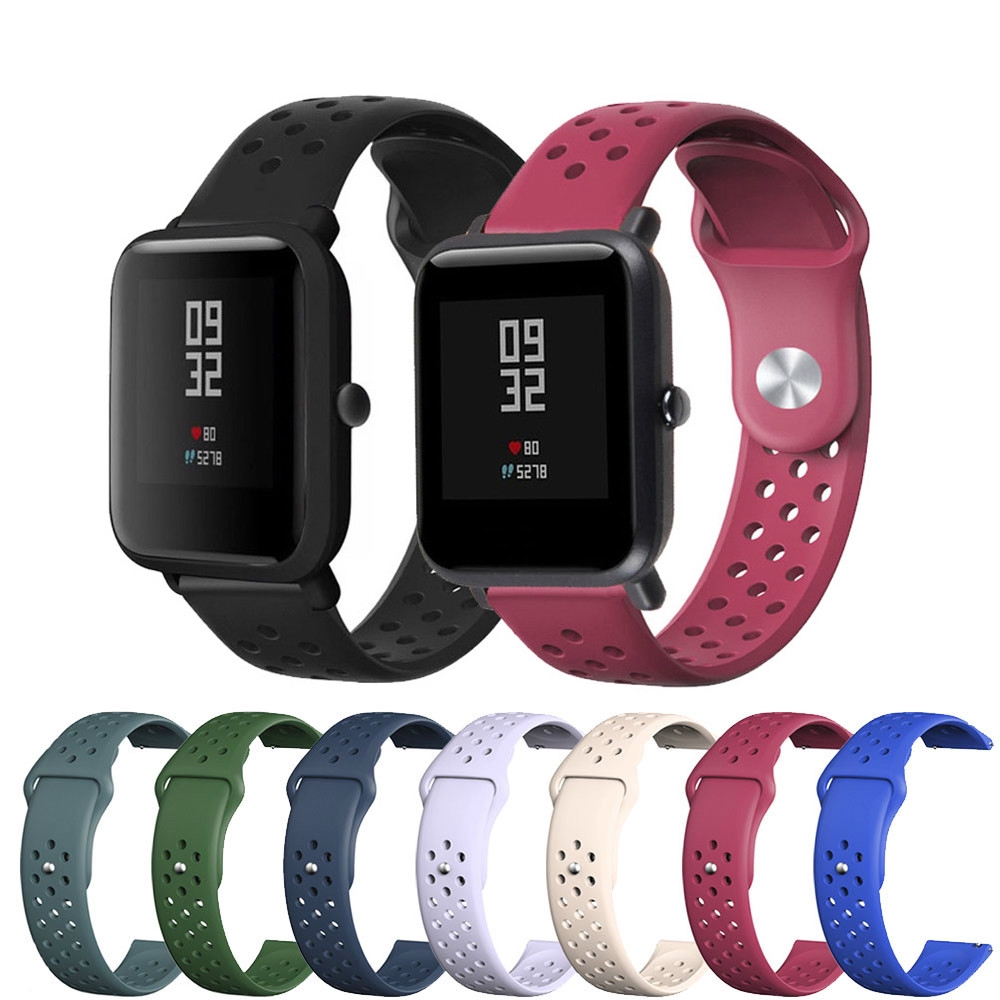 space gray apple watch with silver milanese loop