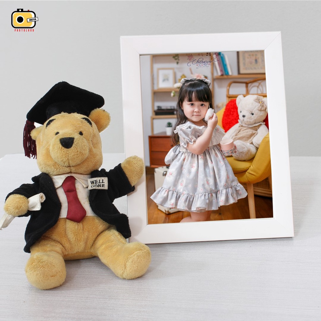 รูปฟรี!! อัดรูปใส่กรอบ A4 และขนาดอื่น ของขวัญ วันเกิด ตกแต่งบ้าน วางแนวตั้ง นอน แขวน ขอบหนา 2ซม.