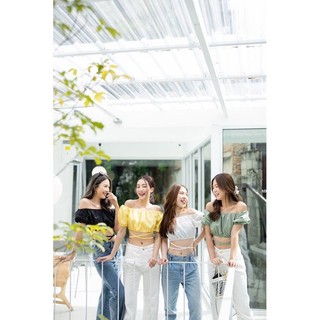 Basicsbysita | Lovely In Puff Crop Top เสื้อครอป ปาดไหล่แขนตุ๊กตา