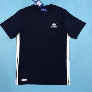 เสื้อadidas ราคา285 บาท