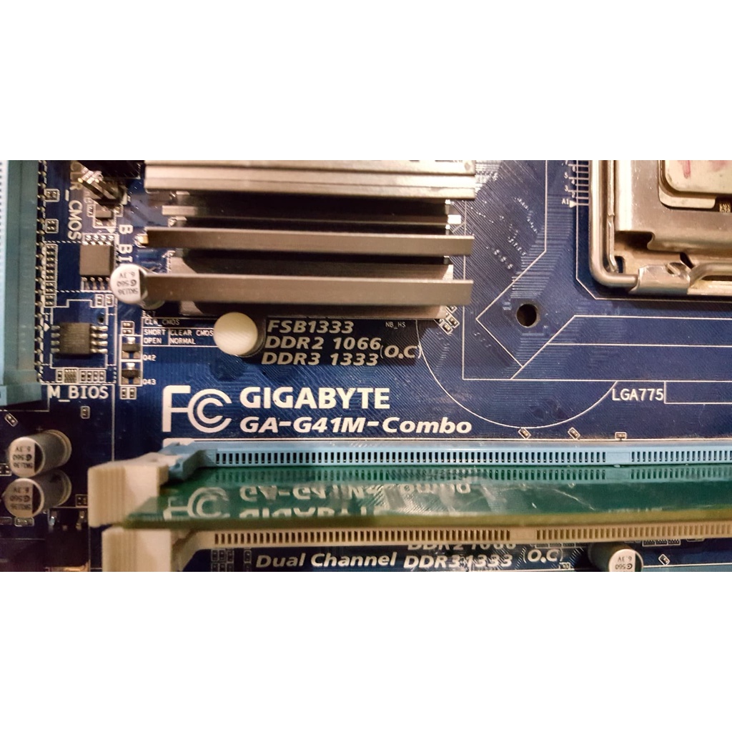 เมนบอร์ด GIGABYTE GA-G41M-Combo DDR3-DDR2 memory speed 4ช่องlga775 แถมram4g+cpu9400q #2