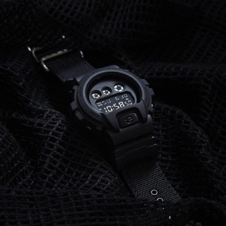 นาฬิกาคาสิโอ CASIO G-SHOCK Linited Black out Basic Nilonband seriesDW-6900BBN-1A