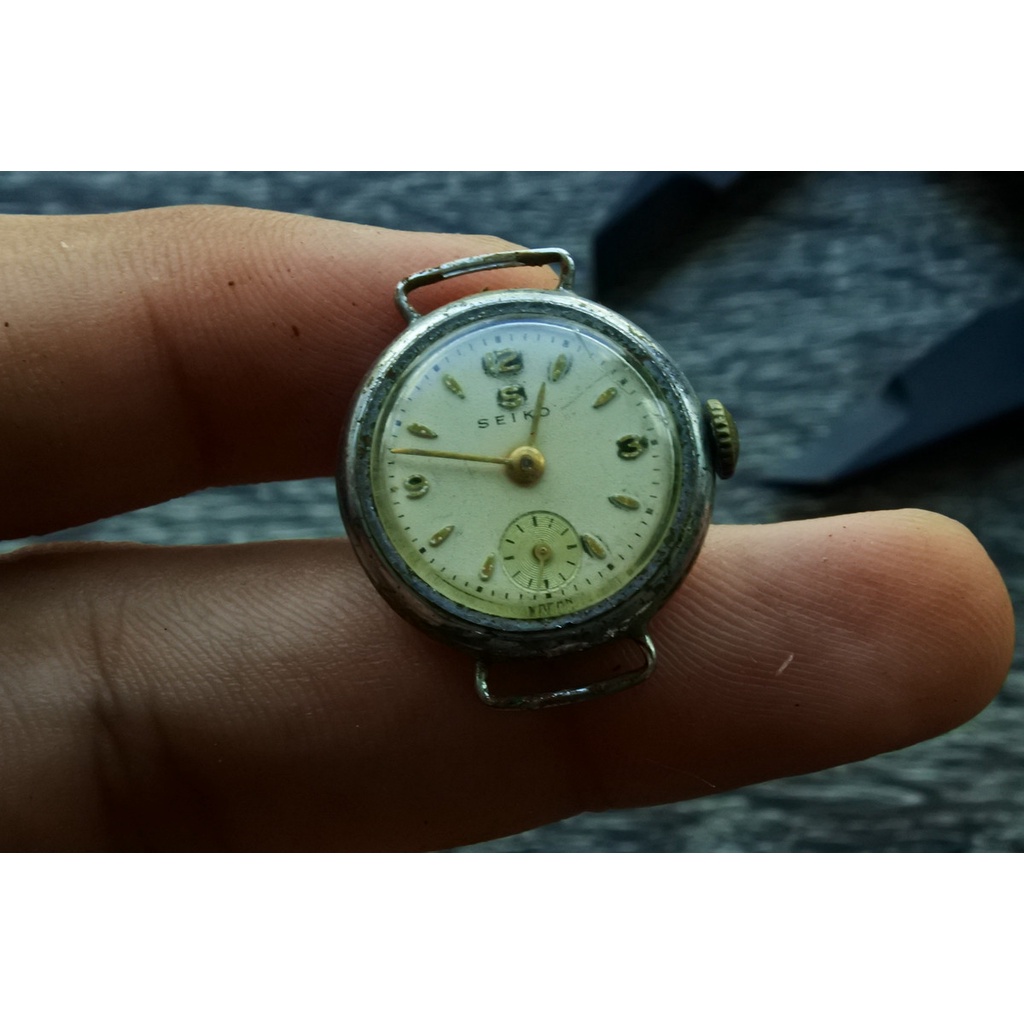 นาฬิกา Vintage มือสองญี่ปุ่น SEIKO S Mark ปี 1960 ระบบ ไขลาน ผู้หญิง ทรงกลม กรอบเงิน หน้าเงิน หน้าปัด 23mm