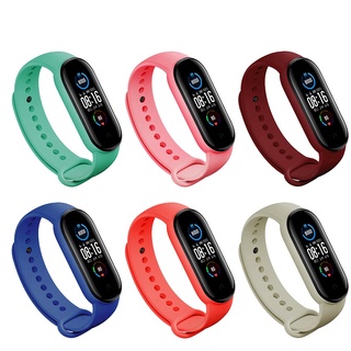 สายนาฬิกาซิลิโคนใส หลากสีนุ่ม สำหรับ Xiaomi miband Mi band 5 6 mi smart band 6 สายคล้องนาฬิกาข้อมือซิลิโคนสําหรับเปลี่ยน สำหรับ Xiaomi mi band 5  Band5 strap