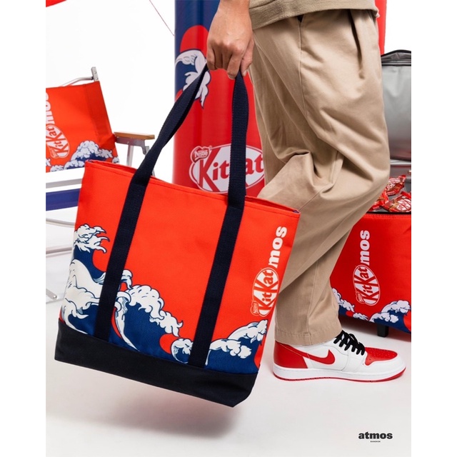 กระเป๋าผ้าแคนวาส KitKat Atmos limited edition