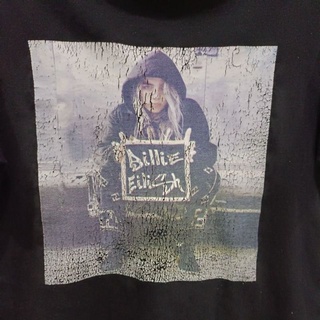 เสื้อยืดมือสอง Usa นักร้องสาวสุดฮอต Billie Eilish (เสื้อลายจากอัลบั้มแรกๆ) Size M.อก20/ยาว27