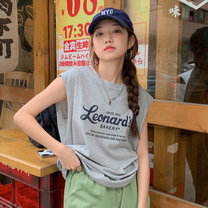 FBAShop  ✨เสื้อยืดแขนกุด สีพื้นมีหลากหลายสีให้เลือก   สกรีนลายอักษรภาษาอังกฤษ สวมใส่สบายเหมาะทุกโอกาส ราคา ถูกที่สุด ดีลบีเคเค แกลเลอรีภาพที่ 5