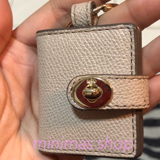 new พวงกุญแจ Coach โค้ท ใส่รูปได้ ของแท้นะคะ COACH TARTAN POPPY KEY CHAIN PICTURE FRAME