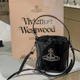 Vivienne Westwood กระเป๋าหนัง สะพายข้าง ทรงบักเก็ต