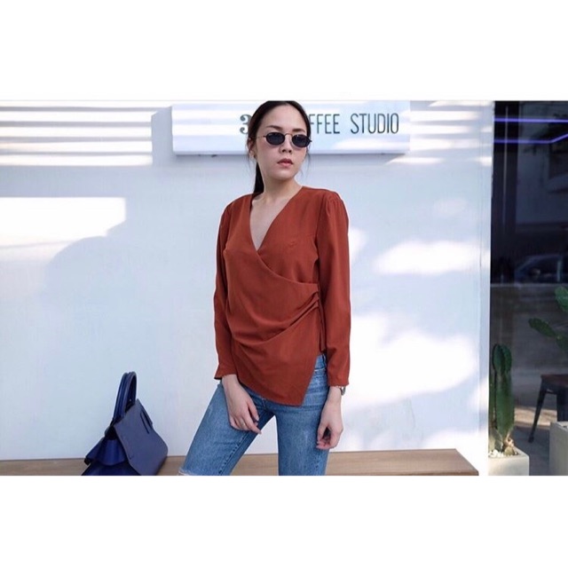 เสื้อ #tshopppp สีส้มอิฐ