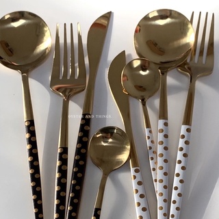 Polka dot Cutlery set | เซตช้อนส้อมมีดลายจุด มี 2 สี | Oyster and things.