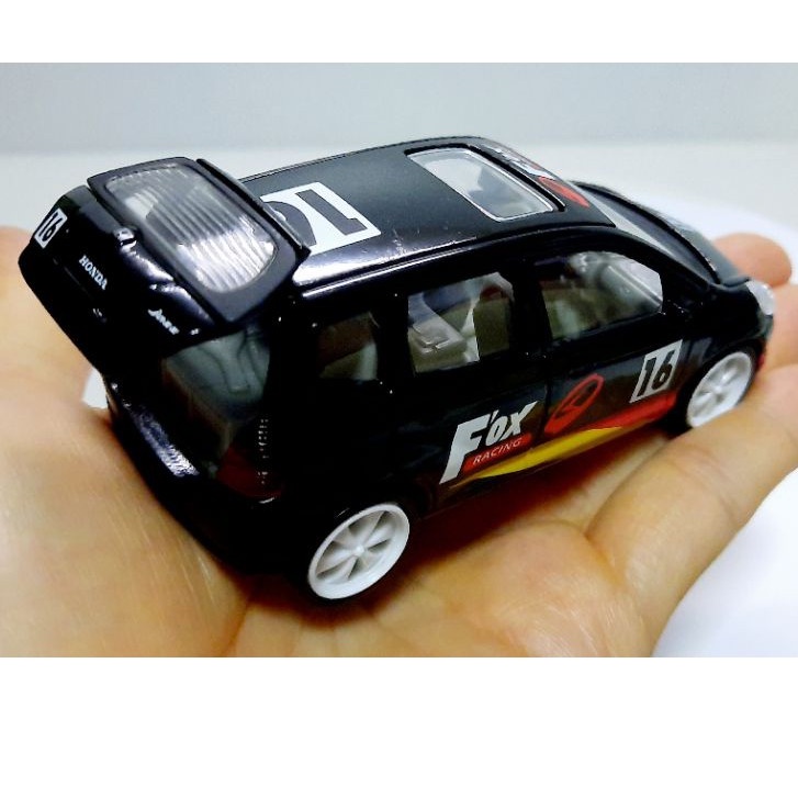 โมเดลรถฮอนด้าแจ๊ส ลายแข่ง Honda Jazz รถโมเดลรถ Scale1:38 โมเดลรถเหล็ก ความยาว 4 นิ้ว ขนาดพกพา โมเดลรถงานโรงงาน Tin's - รูปที่ 6