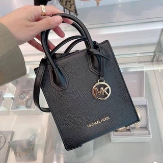 👜กระเป๋า Michael Kors Mercer xs shopper Crossbody สีดำ black