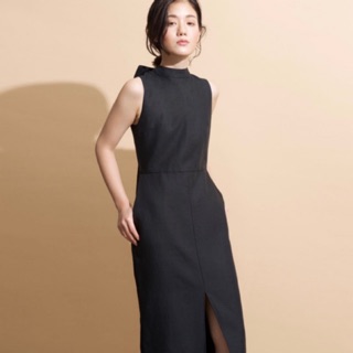 Mire wearblack maxi tie back dress