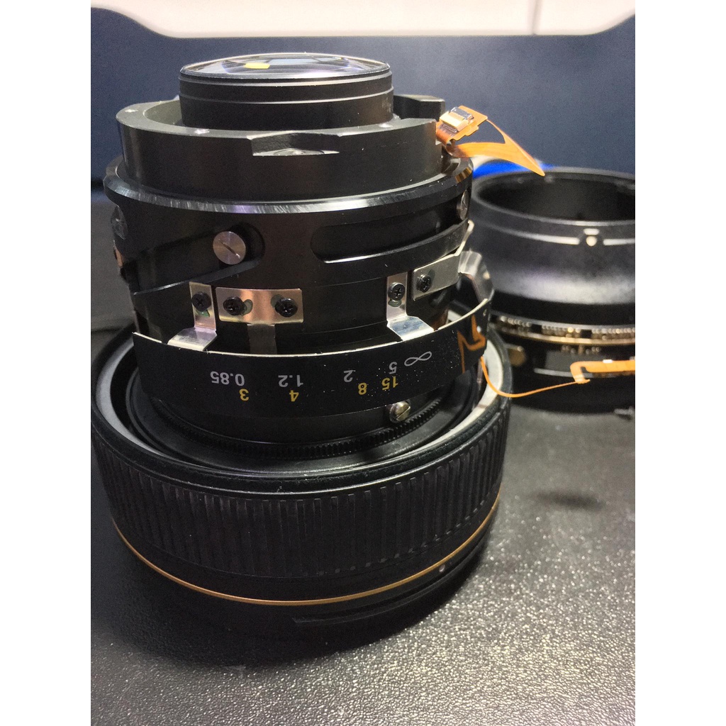 บริการซ่อม Nikon 85 1.4G Nano ไม่ขึ้น f โฟกัสไม่ได้