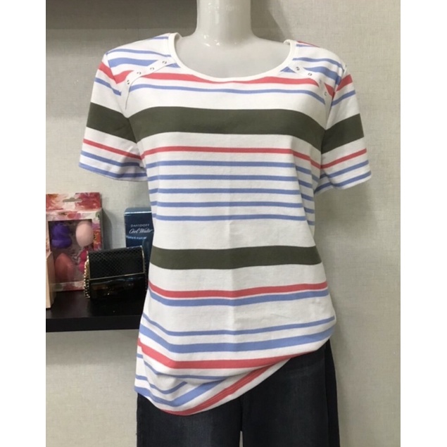 [ USA Products ] เสื้อยืดผู้หญิง KAREN SCOTT