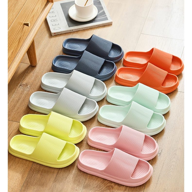 Deemar รองเท้าแตะ  กันลื่น ยางนิ่ม หมาะกับใส่ในบ้าน นอกบ้าน ในห้องน้ำ ใส่ได้ทุกคน Eva