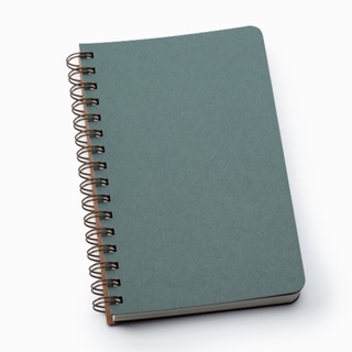 labrador Notebook circle M (plain) green read สมุดโน๊ตแบบห่วง A5 (ไม่มีเส้น) LAP024