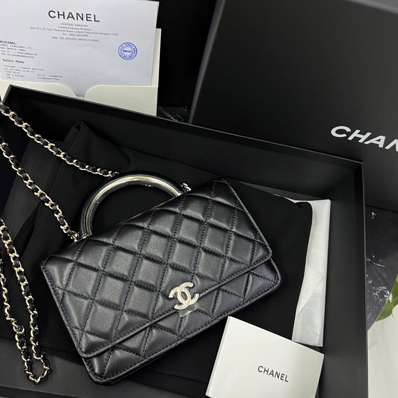 ❌❌ขายแล้ว❌❌New Chanel WOC with handle Microchip 💰